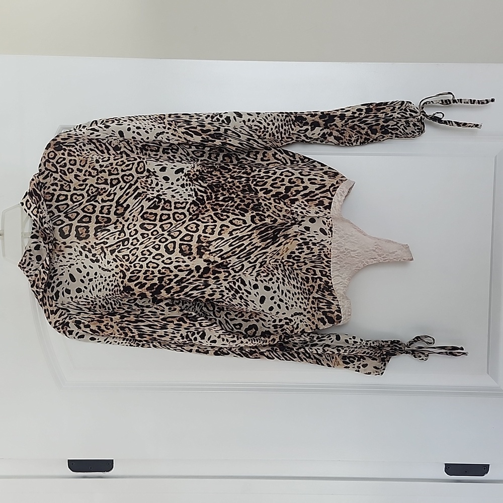 Vintage Cache Bodysuit Plunge V Neck Animal Print Long Sleeves Top Size M - Picture 8 of 13